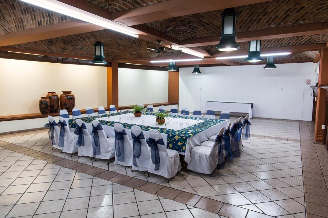 מורליה Hotel & Suites Villa Del Sol מראה חיצוני תמונה