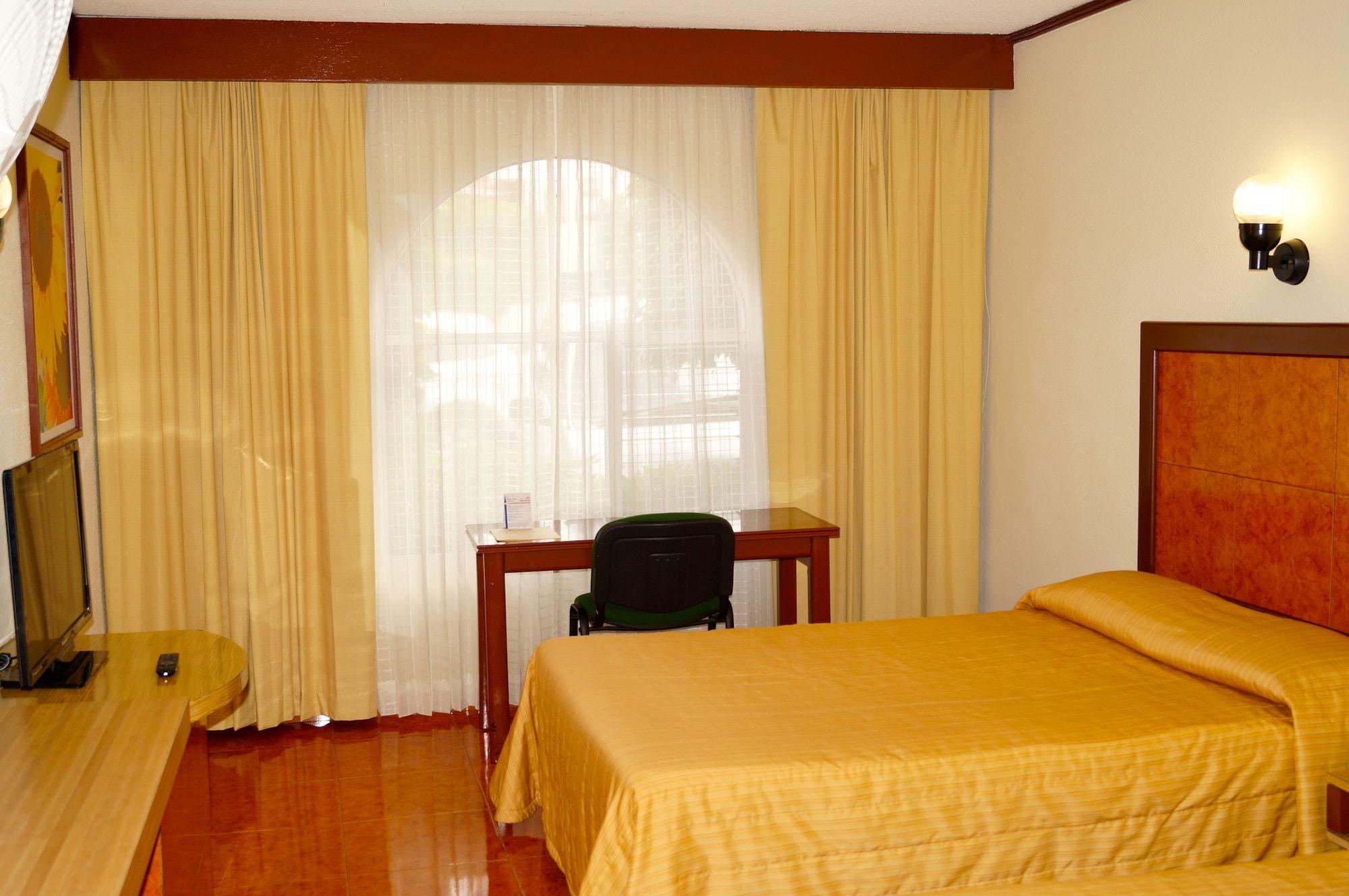 מורליה Hotel & Suites Villa Del Sol מראה חיצוני תמונה