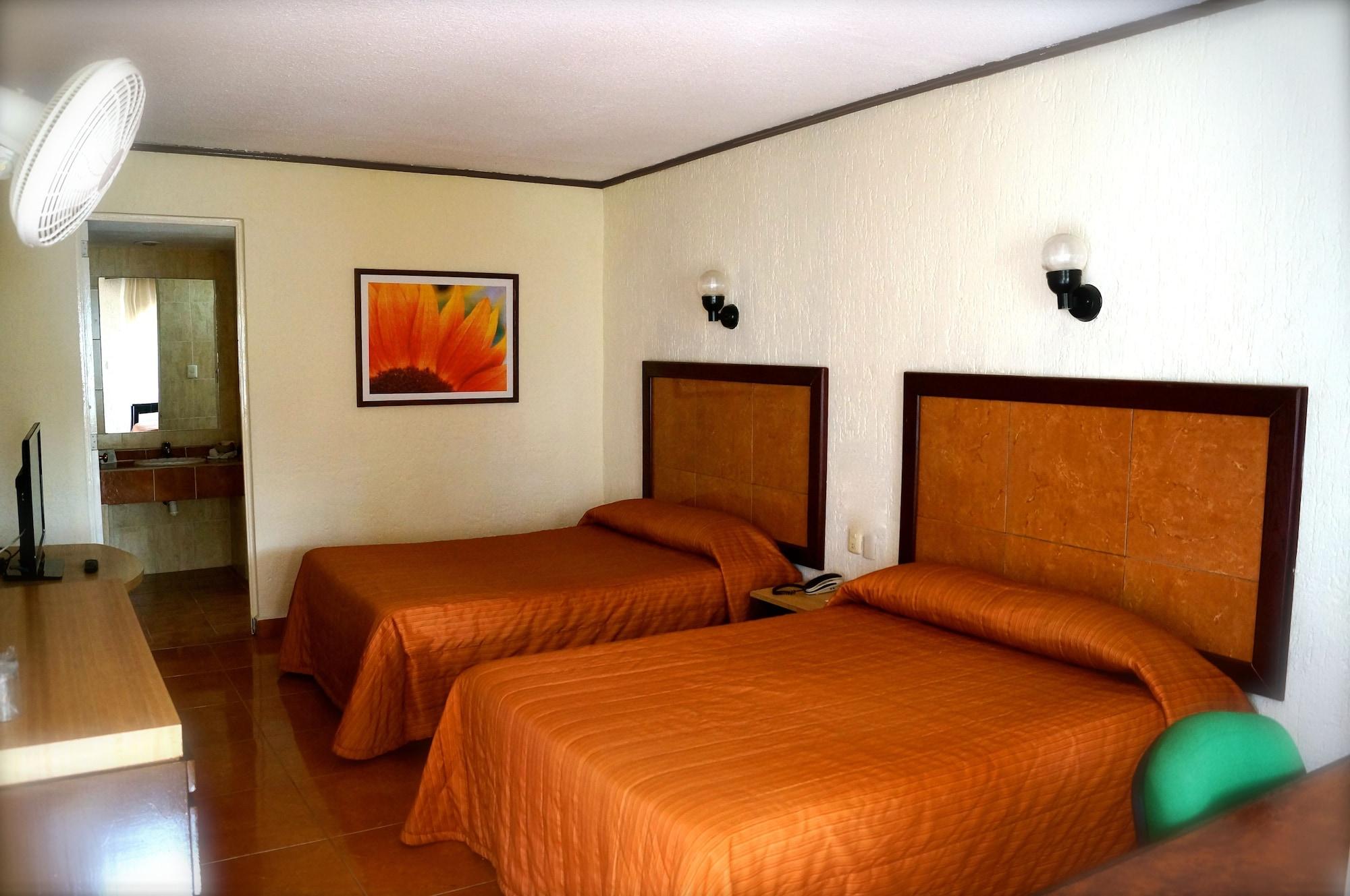 מורליה Hotel & Suites Villa Del Sol מראה חיצוני תמונה